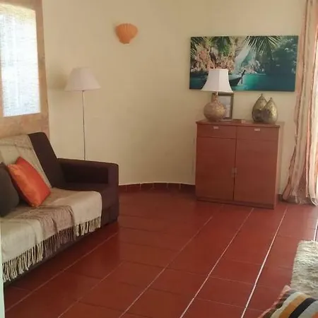 Quinta Do Paraiso 600 *